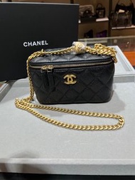 Chanel vanity 心形調節扣 ,黑色荔枝牛皮 ,100%Authentic, 98%new，not classic flap 23,Gabrielle backpack 22hobo,cf25💖尖沙咀門市，歡迎使用消費券🩷