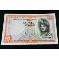 Offer Banknote Malaysia Rm10  Siri 1 SA-PULOH A/32 069946 Condition GVF++ Tapi ada koyak sikit di at