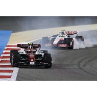 [CarBox] Mini Cut 1: 43 F1 Model Alpha Romeo C42 Racing Car Zhou Guanyu Show Score