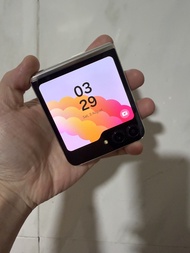 全網最平🔥Samsung galaxy flip 5 8+256日版單卡+esim白色可換iphone手機