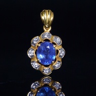 Sapphire Diamond Pendant จี้สร้อยคอเพชรแซฟไฟร์ (สีคอร์นฟลาวเวอร์) เนื้อสะอาดมาก ประดับเพชรแท้น้ำ95-96 ตัวเรือนเป็นทอง18k