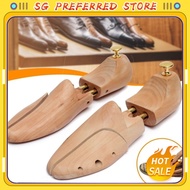 [SG Preferred] [SG stock Fast Shipping]1 Pair Shoe Tree Wood Shoes Stretcher Wooden Adjustable Man W