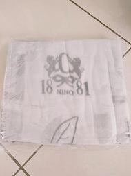 有4件 17年股東會紀念品(記念品)專區~~新興 nino 1881  單人毛毯