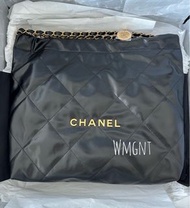Chanel 22 中號 黑色牛仔皮 金扣 垃圾袋  黑金 Chanel 22 Medium Sized Chanel 22 Way Below Retail