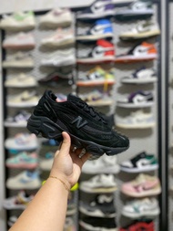 SEPATU SNEAKERS NB 1000 TRIPLE BLACK SUEDE PREMIUM QUALITY