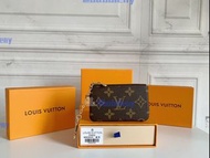 Louis Vuitton LV Damier 帆布小皮包可放零錢和鑰匙 銀包 卡夾