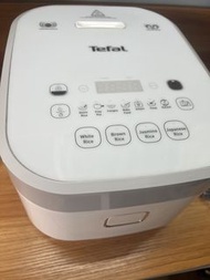 （極新冇花）運作正常 法國 TEFAL 特福  球釜IH電飯煲