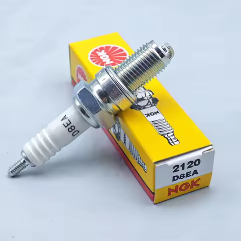 1pcs Original NGK Spark Plug D8EA Knight car CG125 CG150 tricycle 200 D8TC D8EA 2120 spark plug