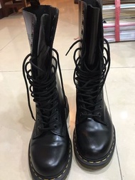 Dr.martens14孔長靴