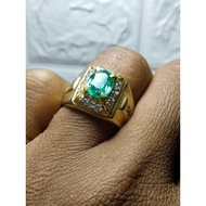 Aquamarine ring stone