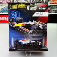 Hot Wheels 30 Visa Cash App Racing Bulls F1 Team Premium Formula 1 2025 HRV11 Red Bull