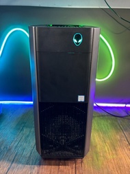 Alienware Aurora R8 電競 畫圖 CPU：i7-9700K Ram：16G （16X1 2666Mhz）顯示卡：2080（8G）SSD：256+1T HDD/台機/電競/