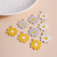 XS ⭐Ready Stock 10pcs Enamel Daisy Flower Charms for Necklaces Pendants Earrings DIY Charms
