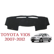 ลดราคา!!! (1ชิ้น) พรมปูคอนโซลหน้ารถ โตโยต้า วีออส ปี 2007-2012 Toyota Vios พรมหน้ารถ พรมปูหน้ารถ พรมกันฝุ่น พรมปูคอนโซล ##ตกแต่งรถยนต์ ยานยนต์ คิ้วฝากระโปรง เบ้ามือจับ ครอบไฟท้ายไฟหน้า หุ้มเบาะ หุ้มเกียร์ ม่านบังแดด พรมรถยนต์ แผ่นป้าย