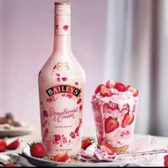 Baileys Strawberry & Cream 700ml