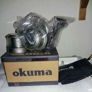Okuma捲線器 未拆封兩個線杯10000型12000型+ 防塵袋兩個同時帶可小議當初購買三個只使用一個