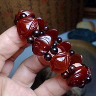 《天眼珠/佛眼手排鍊777-B33》稀有手工雕刻公司貨經典款～特優天然西藏內蒙古金剛血珠紅玉髓/麥加石【紀老師玉石坊】