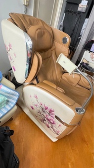 Osim 四手天王按摩椅 原價40k