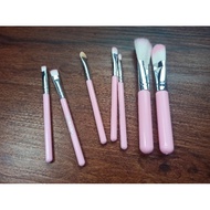 OSM - K164 7 in 1 Hello Kitty Makeup Brush / Make Up Tools / Make Up Brush AMT