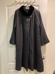 A room model 古著灰色羊毛傘狀大衣