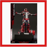 100%全新現貨Hottoys 鐵甲奇俠Tony Stark(Mark V盔甲版)1:6比例珍藏人偶(豪華版)(MMS600)Iron Man 2. Tony Stark (Mark V Suit up Version) (Deluxe Version). 1/6th scale Collectible Figure