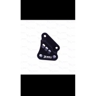 BRACKET KALIPER DEPAN ORIGINAL WR3 YAMAHA R15 V3 BRACKET WR3 YAMAHA R15 V3 KALIPER BREMBO WR3 4P