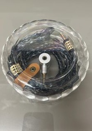 [限量1條](聖誕節特別產品)[泰國耳機升級線系列](星空 ท้องฟ้าเต็มไปด้วยดวงดาว)泰國人獨特使用(三元合金:石墨希+雙銅合金)+(金銀銅)，8絞耳機升級線0.78-4.4平衡