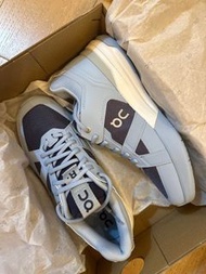 ON the Roger clubhouse pro BRAND NEW 