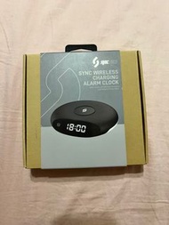 SYNC WIRELESS CHARGING ALARM CLOCK