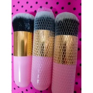 Foundation Brush pink