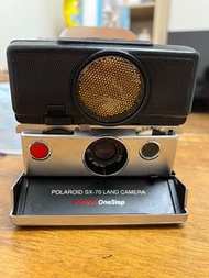 Polaroid sx-70(sonar)