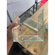 (FIRE) mini aquarium (15x12x18)cm 4mm glass - broken due to transportation