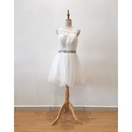 ROM white dress gown 礼服白色现货