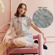 Parachuteshop - BLOOM tee เสื้อยืดผ้า recycled ติดเข็มกลัดดอกไม้ถอดได้