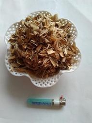 【鑫品】氣味清香 敬神禮佛聖品~特選供香、除臭防蟲～台灣香樟木屑(自製)   ~純天然~保證不添加化學物質 ~未抽過油