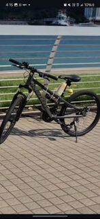 Giant ATX 黑色山地車