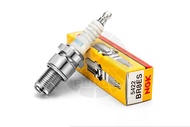 Motorcycle Spark Plug B8ES BR8ES Suitable for NSR250 TZR250 RMX250 Two-Stroke Power Umbrella