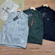 外國預訂 3色選 Arcteryx 刺繡logo 防水 拉鍊口袋 户外機能 背心外套