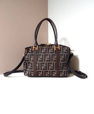 【特選貨品】Fendi老花復古波士頓小包斜背包單肩包側背包皮革包