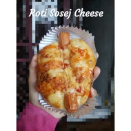 Roti Sosej Cheese (Mama Pink Kitchen)