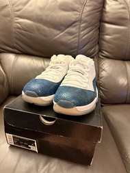 [鞋底變黃，平放] Air Jordan 11 Retro Low Navy 藍色蛇紋 US9.5