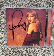 [簽名CD] Taylor Swift The Life of a Showgirl Signed CD Photo 3 簽名cd 親筆簽名 有留原袋＆貼紙 現貨, 僅打開確認簽名卡, 購自美國官網