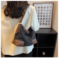 Simple casual canvas hobo shoulder bag 简约休闲帆布单肩包