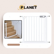 Living Planet Pintu Kanak Indoor Child Safety Gate Indoor Barrier for Stairs and Rooms Protects Babi