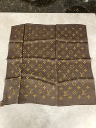 LV  絲巾 頸巾