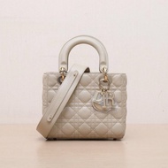 DIOR(迪奧) Lady Dior 戴妃包 四格 淡粉色  淺金扣 2020
