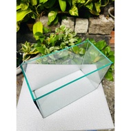 (nationwide) mini fish tank betta fish tank 24-12-17 20x15x20 - safe smooth edges - broken due to tr