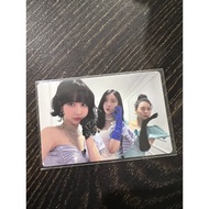 VIVIZ group photocard (Beam Of Prism Album)