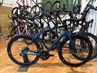 Felt Vr 耐力款碟剎 碳纖維公路車 超舒適幾何 ，105 r7020油碟套件 SpeedX 50碳輪 一體把