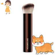 HOURGLASS Vanish Foundation Brush